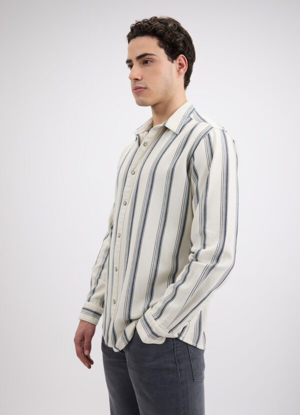 Off White Stripe Full Sleeve Shirt - Image 4